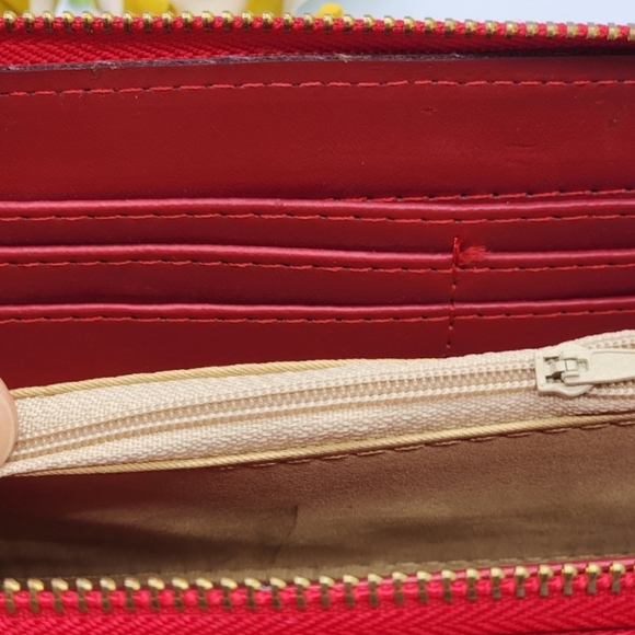 Large Red Wallet Michael Kors Gold Hardwear Small Red Clatch - Picture 6 of 12